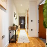 On The River - Sleeps 10 - Appartement Leeds (West Yorkshire)