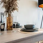 On The River - Sleeps 10 - Apartamento Leeds (West Yorkshire)
