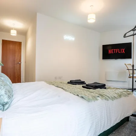 Διαμέρισμα On The River - Sleeps 10 - *