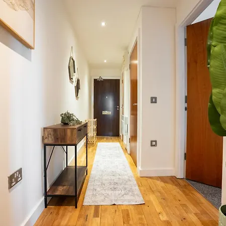 On The River - Sleeps 10 - 公寓 利兹