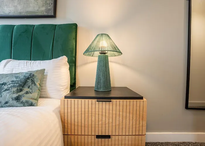 아파트 On The River - Sleeps 10 - *