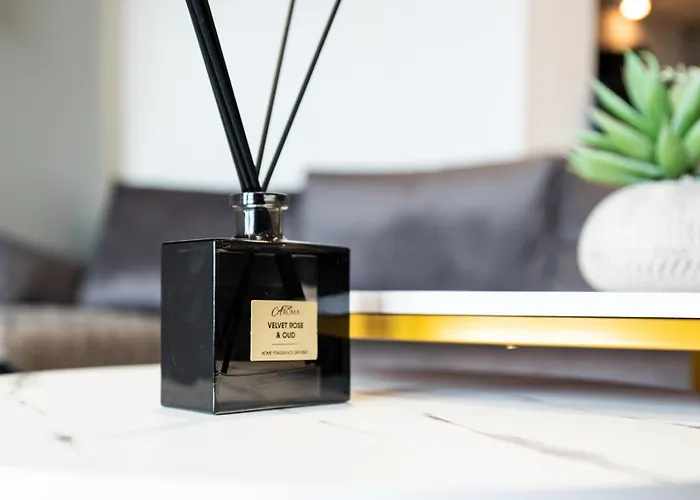 On The River - Sleeps 10 - Appartement